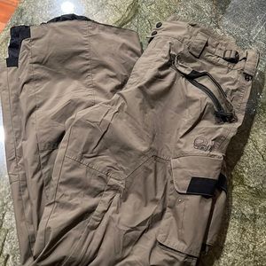 Mens COLUMBIA Sportswear Convert Ski Snow Snowboard Pant  M 32”